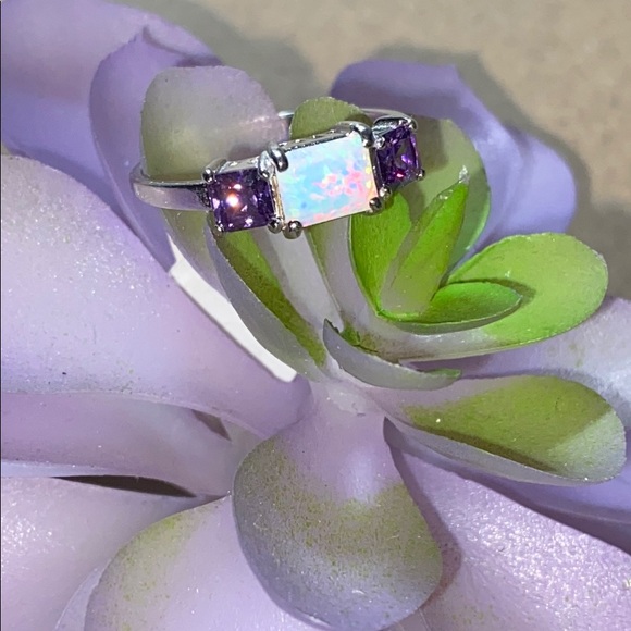 Two Rings - Picture 1 of 3